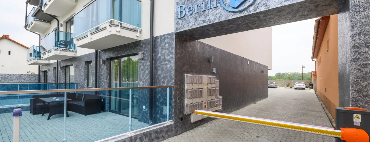 Berill Suites Srvr - Kedvezmnyes r csaldok rszreak (1 jtl)