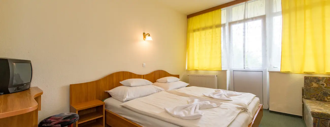 Hotel Nostra Sifok - Kedvezmnyes r csaldok rszreak reggelis elltssal (1 jtl)