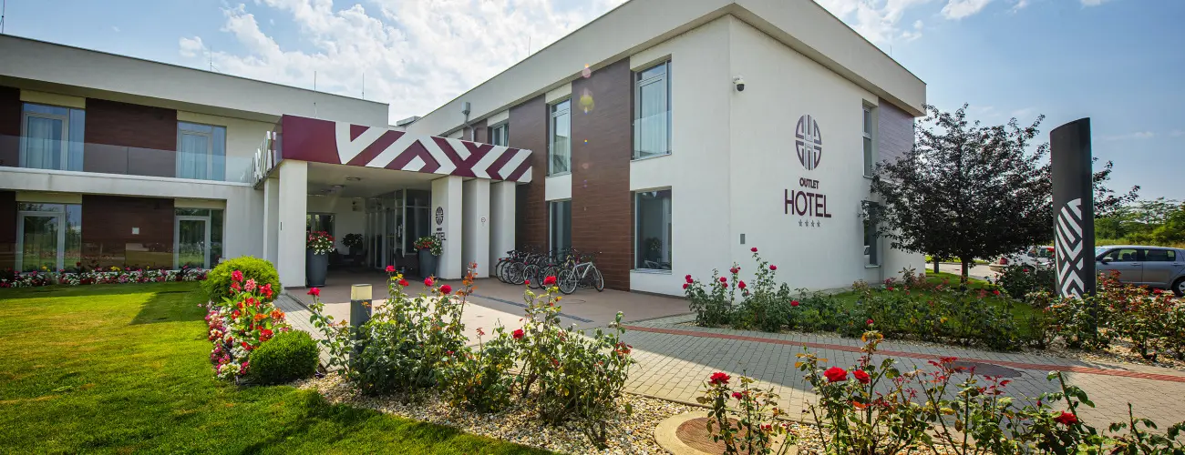 Outlet Hotel Polgr Polgr - Kedvezmnyes r reggelivel (1 jtl)